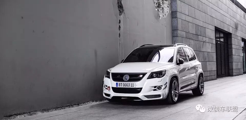 suv也疯狂大众途观劲爆宽体改装鉴赏